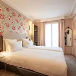 Elsa, 4* Paris