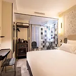 Elsa, Hotel 4*