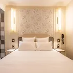Elsa, By Collection Vesper 4* Paris