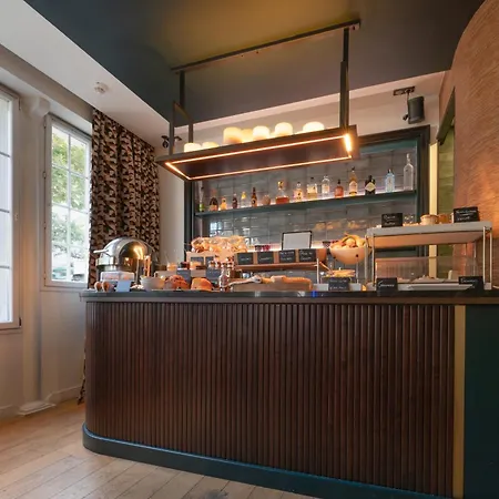 Elsa, Hotel 4*