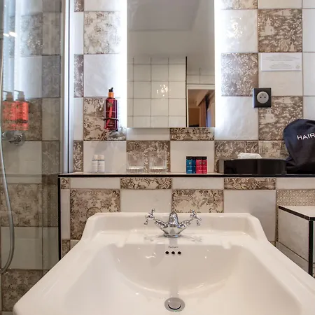 Hotel Elsa, By Collection Vesper Paris