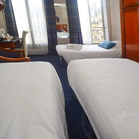 Elsa, Hotel Paris