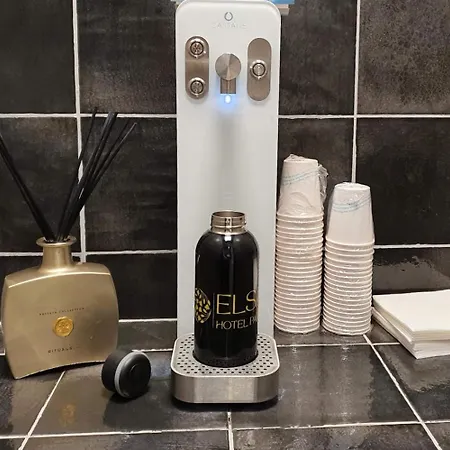 ホテル Elsa, パリ